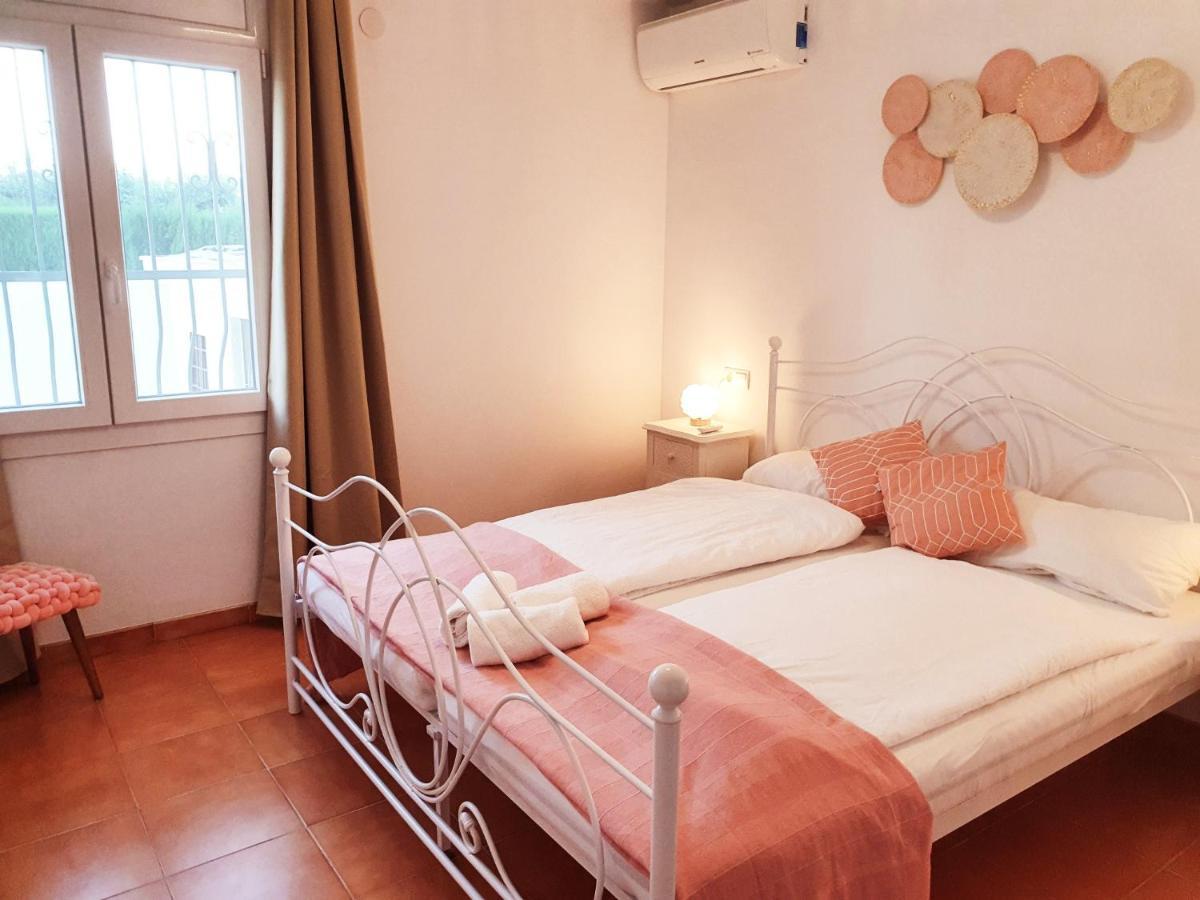 New Holiday House "Casa Mialina" With Private Pool, 300M To Beach Cambrils Exterior photo
